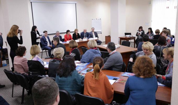 Обласна влада та USAID сприяють розвитку соціальної сфери Луганщини