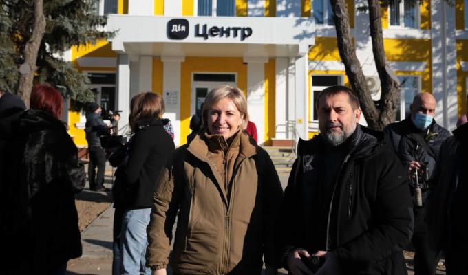 Ірина Верещук з робочою поїздкою відвідає Луганщину