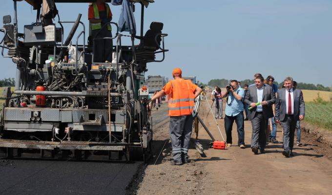 Юрій Гарбуз: «Відновлення дорожньо-транспортної інфраструктури – критично важливий напрям роботи обласної влади» 