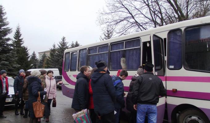Двадцять дітей Білокуракинщини зустрінуть Різдво на Львівщині
