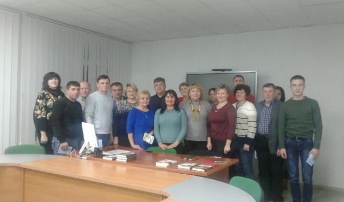 Проєкт «Схід і Захід разом» будує довіру зі шкільної парти