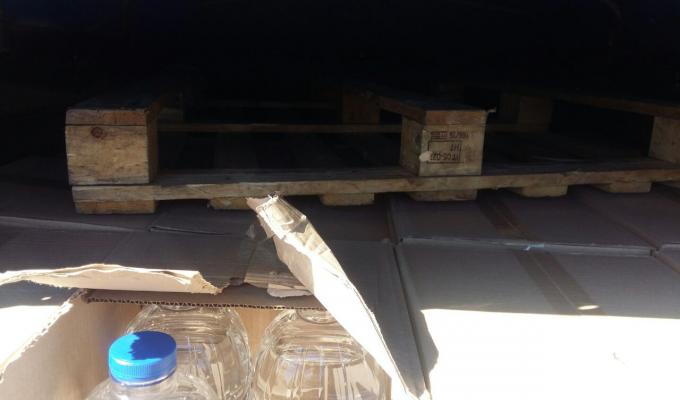 У зоні АТО СБУ припинила канал незаконного збуту небезпечного спиртовмісного фальсифікату