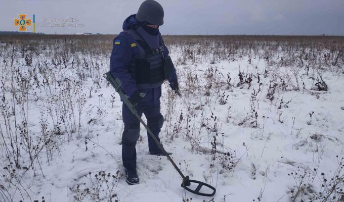 Піротехніками в області виявлено та вилучено 93 вибухонебезпечних предмета