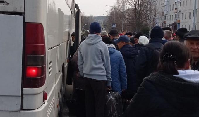 Без «гуманітарного коридору»: евакуйовані 107 мешканців Кремінної