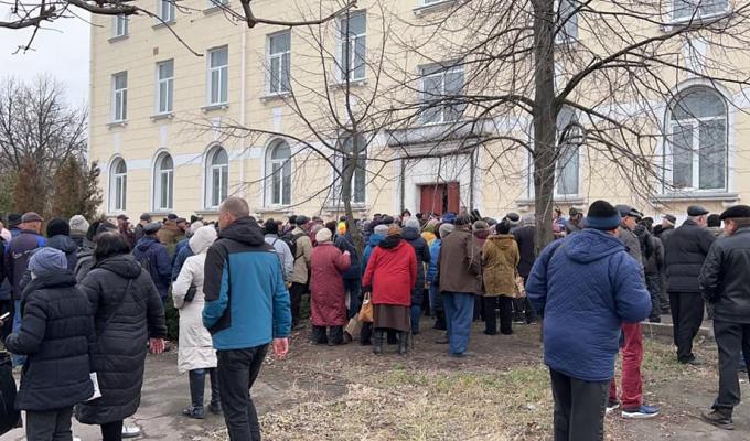 Понад 2000 пенсіонерів на Луганщині отримали свої «кровні» через мобільні відділення Укрпошти. Розпочато виплати за квітень