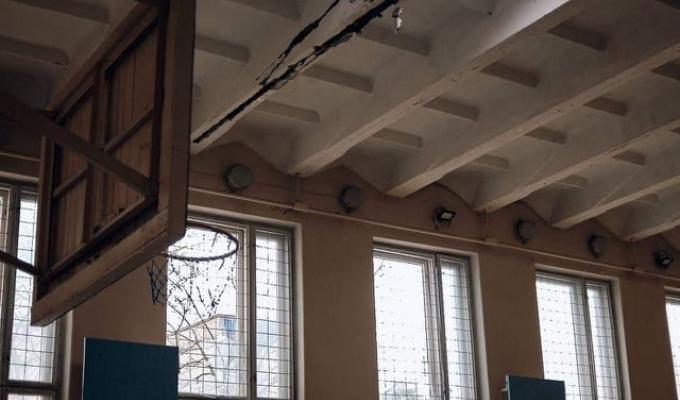 Сергій Гайдай: росіяни обстріляли будівлю школи в Сєвєродонецьку