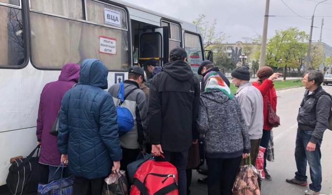 Сергій Гайдай: із Сєвєродонецька, Рубіжного, Попасної, Лисичанська та Гірського врятували 108 жителів