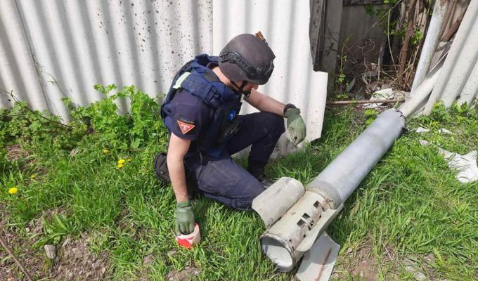 Рятувальниками евакуйовані п’ятеро людей, ще три будинки пошкоджені російськими обстрілами, – Сергій Гайдай