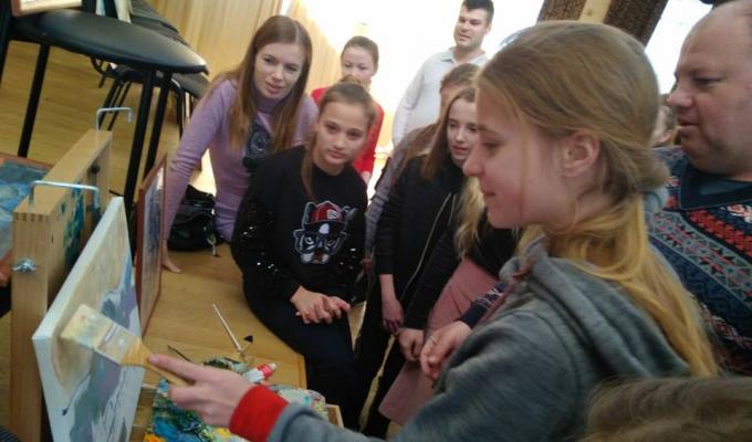 Учні Кремінської та Сватівської дитячих художніх шкіл побували на Вінничині