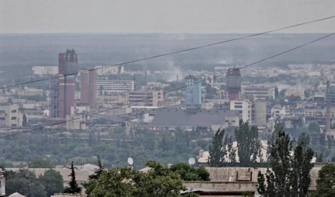 Сергій Гайдай: ворогом обстріляна територія цеху виробництва аміаку на сєвєродонецькому «Азоті», по області маємо чотирьох загиблих