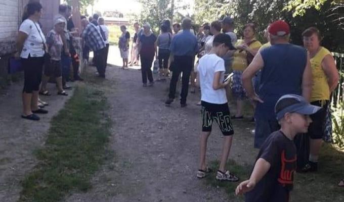 У Новомосковську відкрито гуманітарний штаб Попаснянської громади - за день надано допомогу 250 переселенцям