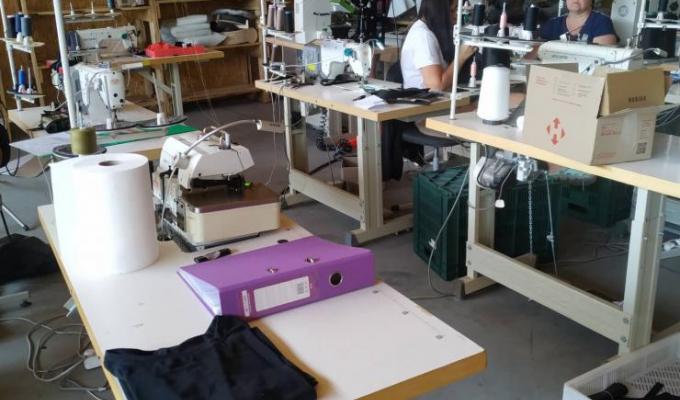 Треба жити далі: виробники дитячого одягу з Лисичанська відновлюють діяльність в Дніпрі