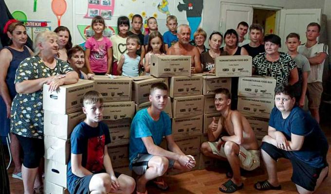 Протягом тижня гуманітарну допомогу поштою надіслано майже 800 переселенцям Кремінської громади