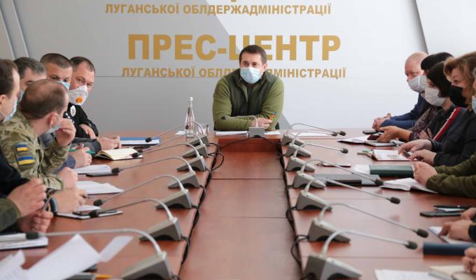 Запровадження ПЛР-досліджень, температурний скринінг водіїв таксі та включення «Азоту» до переліку стратегічних підприємств – що обговорювали на обласному штабі з протидії коронавірусу