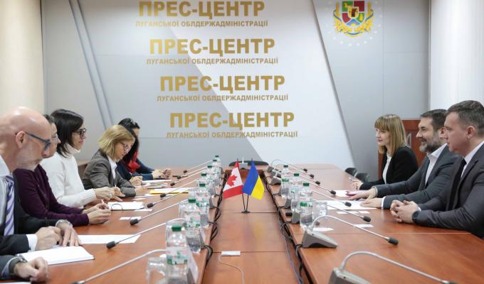 Сергій Гайдай запропонував Посольству Канади призначити почесного консула на Луганщині
