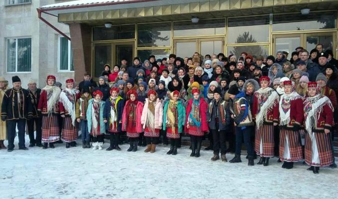 Діти з Троїцького району на різдвяних канікулах завітали на Тернопільщину