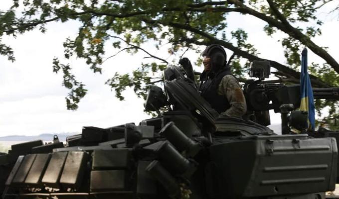 У Сватовому росіяни замінували об’єкти інфраструктури, закликають самостійно виїжджати. У Кадіївці окупанти знищують документи особливої важливості