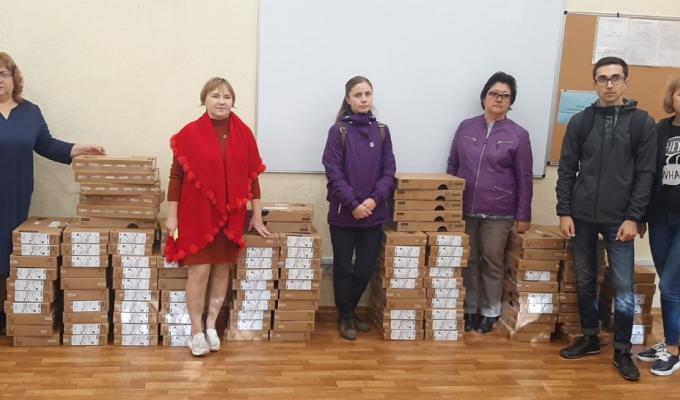 120 вчителів Гірської громади отримали ноутбуки для організації онлайн навчання