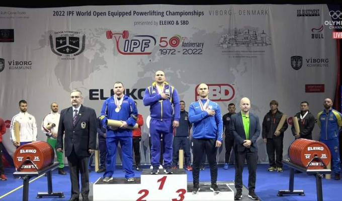 Микола Бараннік з Луганщини став чемпіоном світу з пауерліфтингу та встановив рекорд