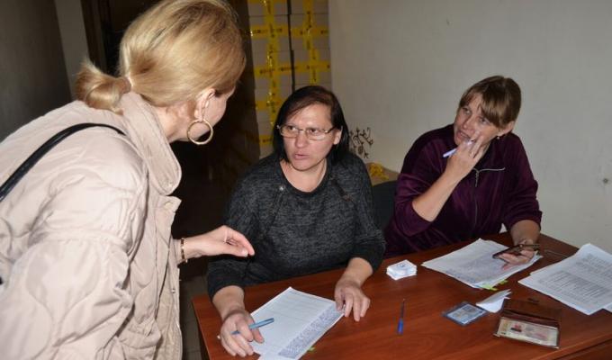 Наші переселенці в Одесі можуть отримати допомогу юриста, психолога, представників центру зайнятості