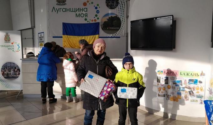 180 переселенців з Луганщини за тиждень отримали гуманітарну допомогу в Вінниці