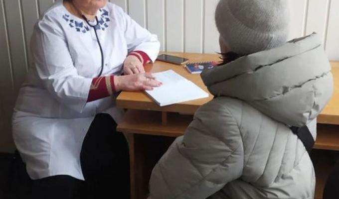 У гуманітарному штабі в Івано-Франківську щочетверга приймає лікар