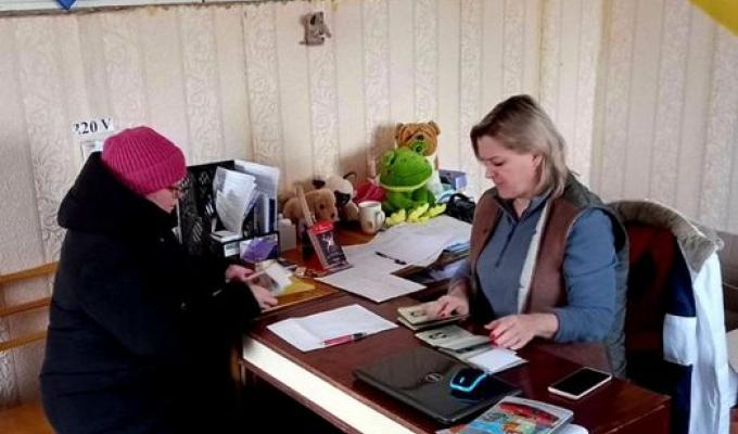 Понад 2 500 переселенців цього тижня отримали допомогу від штабів Попаснянщини