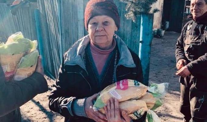 У звільнені селища Невське та Макіївка доставили свіжий хліб