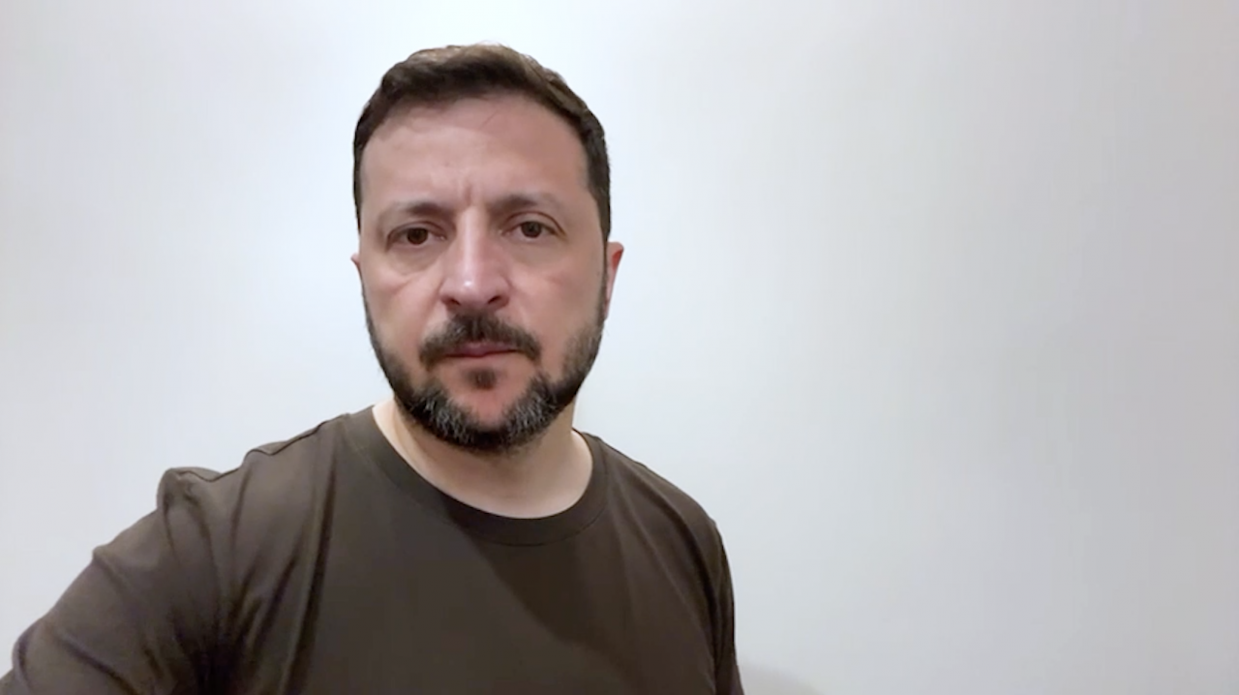 Наші позиції тримаємо сильними, щоб були всі можливості для правильної дипломатії – звернення Президента