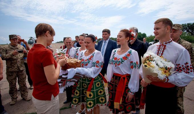 Візит Президента Естонії на Донбас має стати поштовхом для активізації миротворчого процесу