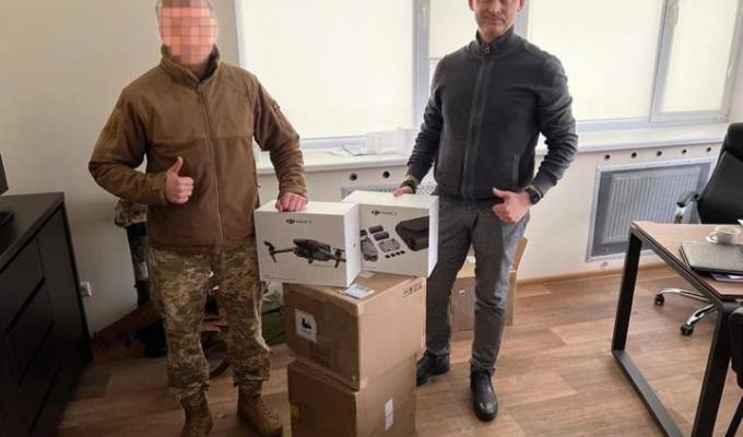 #Вірю_в_ЗСУ Українським військовим передані квадрокоптери від Сєвєродонецької громади