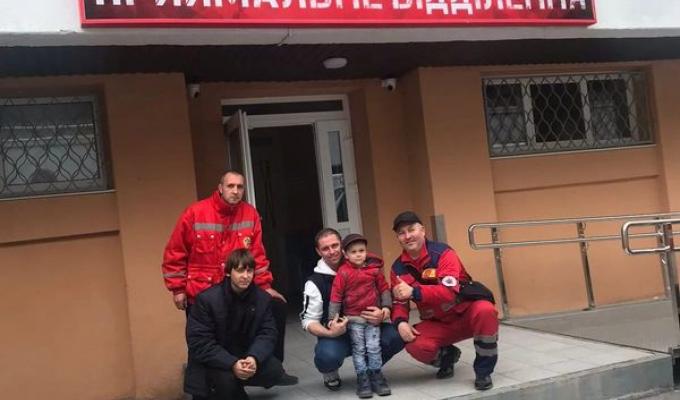 Петрович: хлопчикам, яких нацгвардійці врятували в Рубіжному, Катерина Безгинська передала гуманітарну допомогу