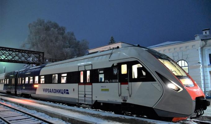 Дерусифікація інфраструктури «Укрзалізниці»: як назвати станції «Первомайськ» та «Урало-Кавказька» на Луганщині