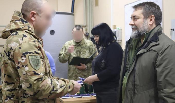 Знак пошани «Захиснику Луганщини» отримали луганські прикордонники та патрульні