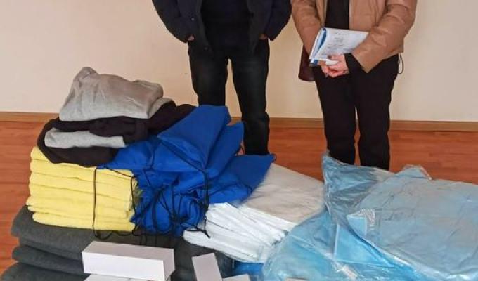 220 переселенців з Луганщини у Корсунь-Шевченківському отримали одяг, спальні, кухонні та побутові набори