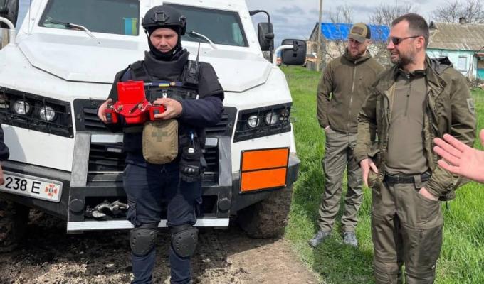 Більше 6400 вибухонебезпечних предметів знищили луганські піротехніки на Херсонщині