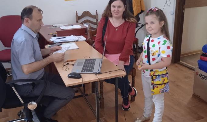 Більше 2200 переселенцям з хабів Попаснянщини відправлена допомога «Укрпоштою» цього тижня