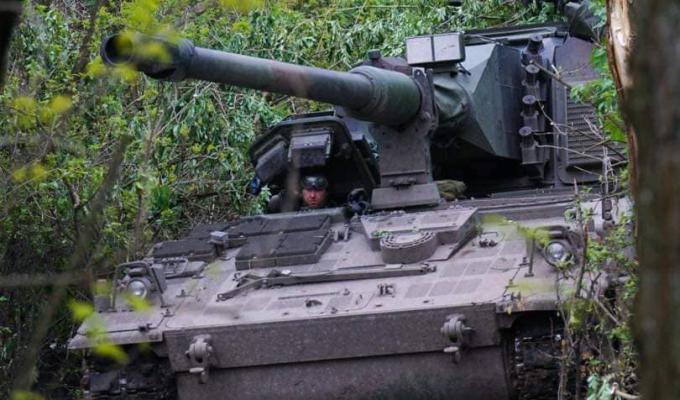 Замість обіцяного скасування кордонів окупанти відремонтували митний пост між так званою «лнр» із рф; в Кремінній господарів приватних будинків, які повернулися, не пускають навіть на подвір’я; ворожі штурми витримали Новоєгорівка та Новоселівське