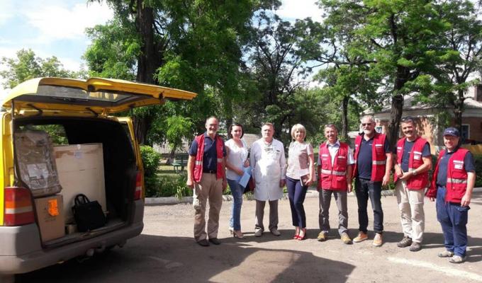 Попаснянська центральна районна лікарня отримала гуманітарну допомогу 