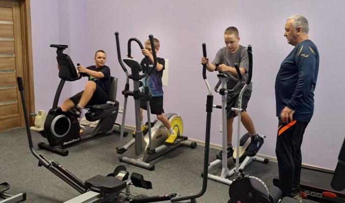 У Нижньодуванському гуманітарному хабі в Києві працює спортивний майданчик