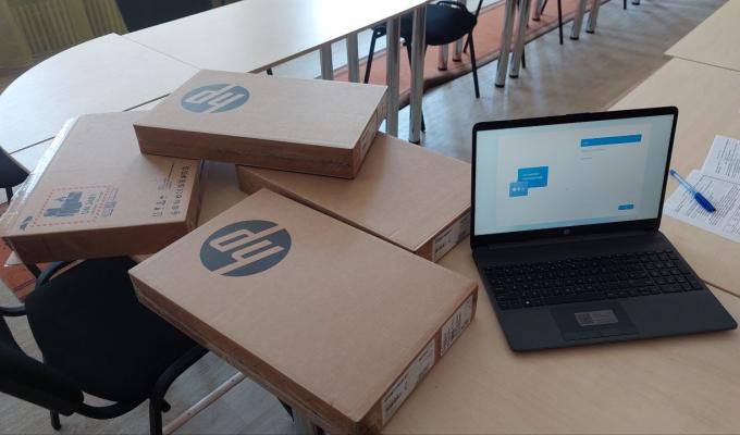 Сєвєродонецьке ВПУ отримало 28 ноутбуків