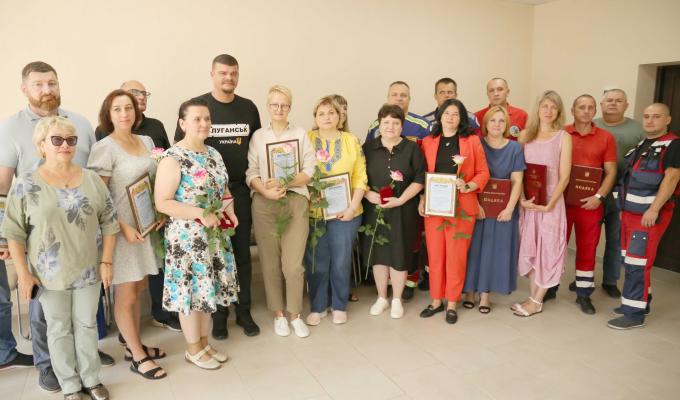 Артем Лисогор привітав медичних працівників Луганщини з професійним святом