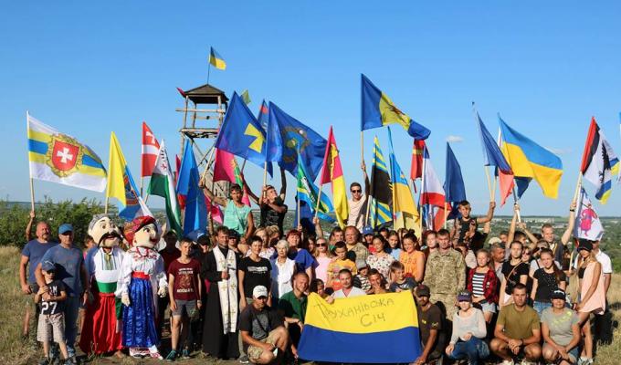 Луганщина зустріла Волонтерський Агітпотяг «Труханівська Січ»