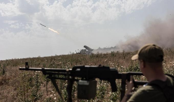 #Вірю_в_ЗСУ На нашій ділянці фронту знищено систему дальнього візуального спостереження «Муром-М», яка коректувала роботу артилерії противника