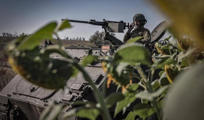 Окупанти відкрили вогонь по звільнених селах – поранено жителя Невського, росіяни намагалися атакувати в бік Макіївки, – Артем Лисогор