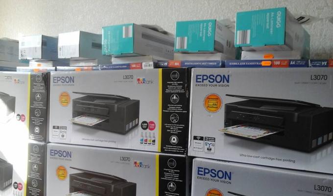 У містах та районах області: школи Міловського району отримали сучасну техніку