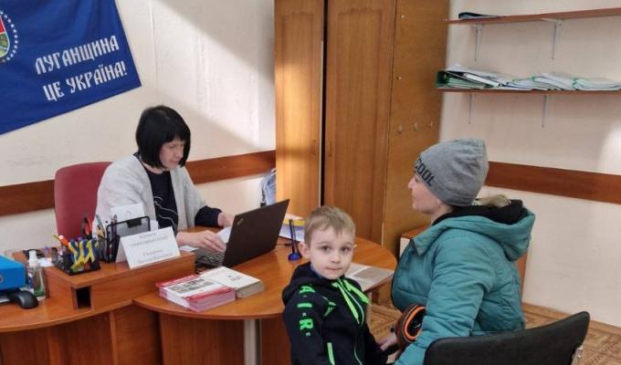 У хабах Попаснянщини за тиждень допомогли двом тисячам земляків