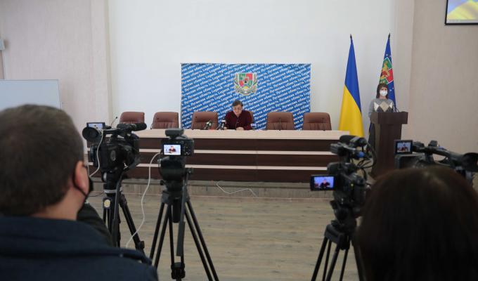 На Луганщині реформують мережу закладів середньої освіти, – брифінг 