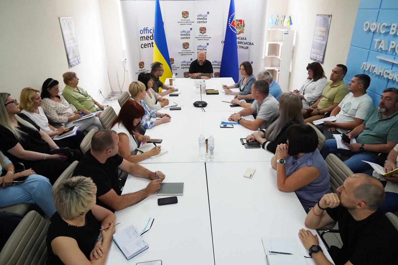 Невмотивованих зберігати немає сенсу, – Олексій Харченко представив концепцію «внутрішньої адміністративної реформи» Луганської облдержадміністрації