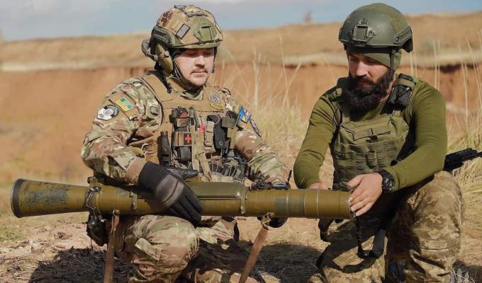 У школі Рубіжного влаштували військовий шпиталь, жителям прифронтових міст у так званій «лнр» за відсутності опалення запропонували придбати дрова, під вогнем ворога – Макіївка та Невське